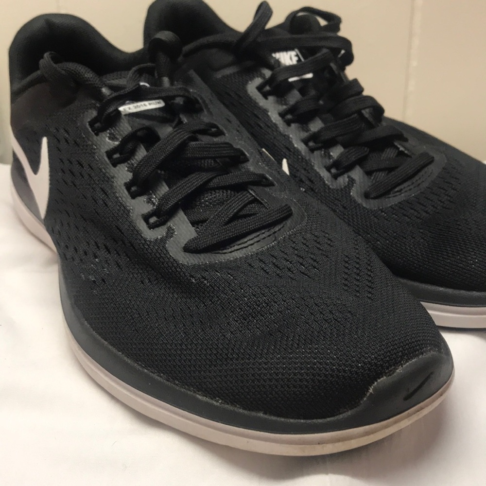 Nike flex running shoe size 7.5